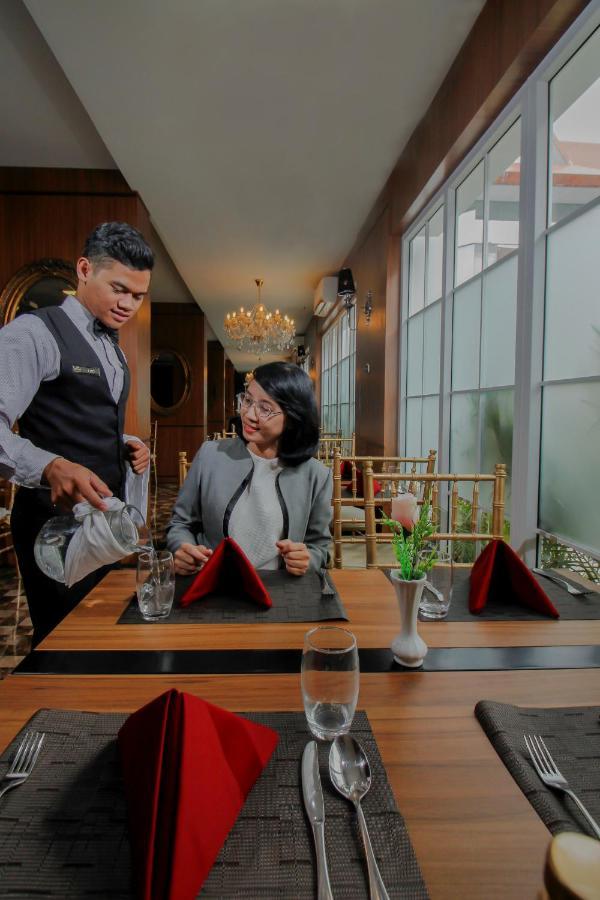 Petit Boutique Hotel Solo Kültér fotó